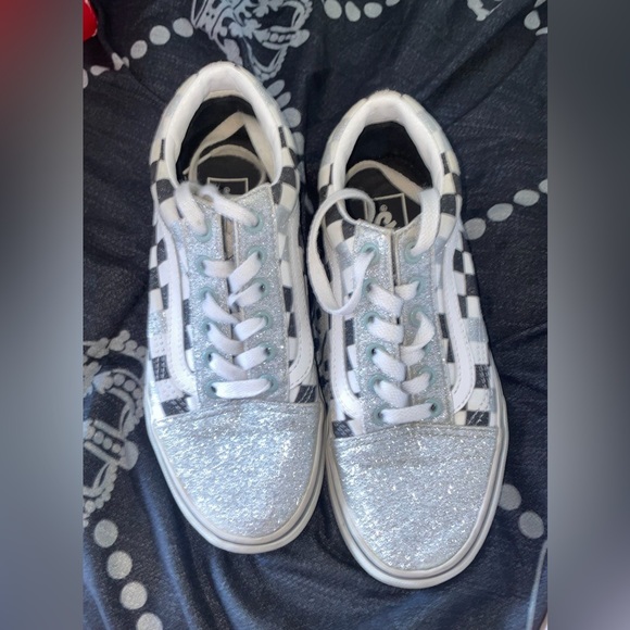 Sparkly vans - Picture 2 of 5